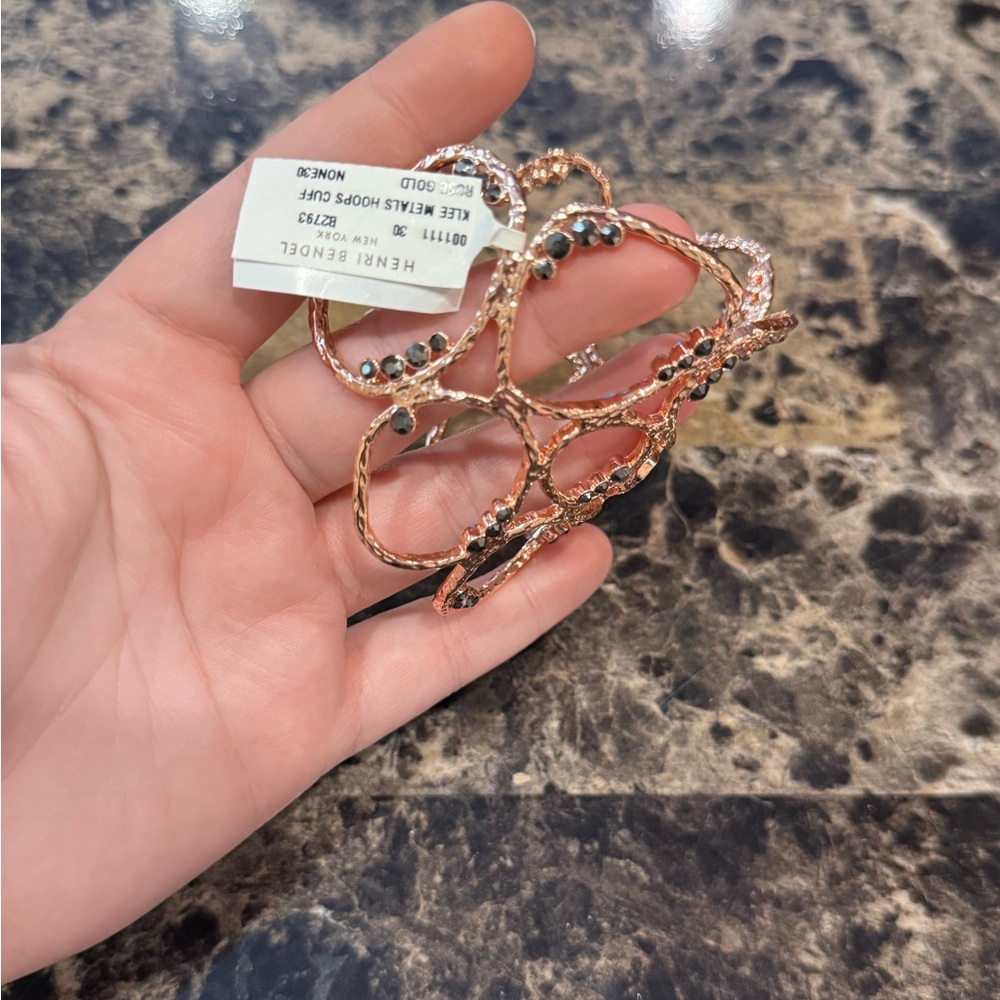 Henri Bendel Klee Metals Hoop Cuff - Picture 5 of 11